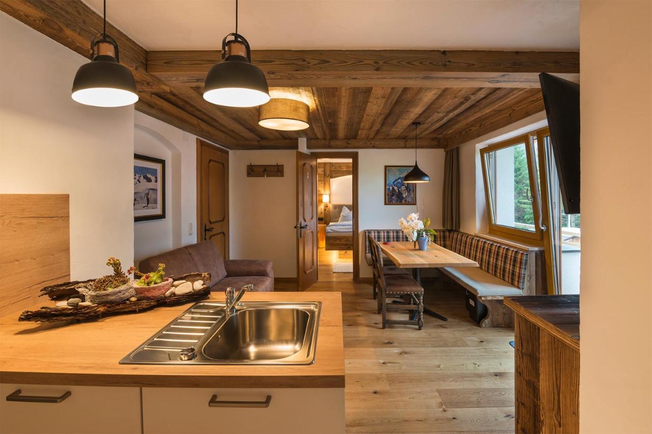 Doff-Sotta Appartements Sankt Anton am Arlberg Esterno foto